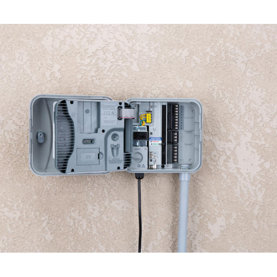Контролер поливу Hunter Pro-2C 401E (можливість управління до 32 зон)